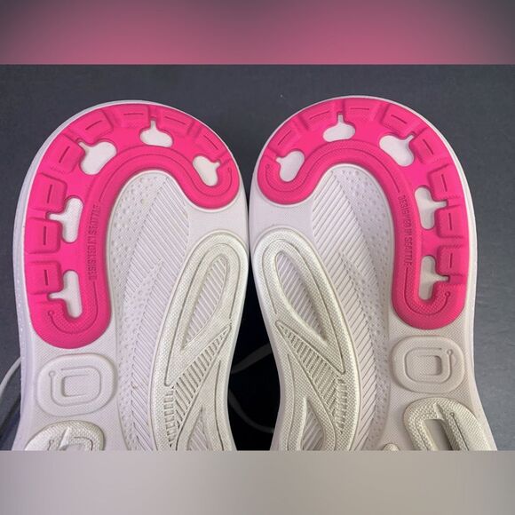 Brooks Womens Adrenaline GTS 24 Size 9 - Picture 10 of 11